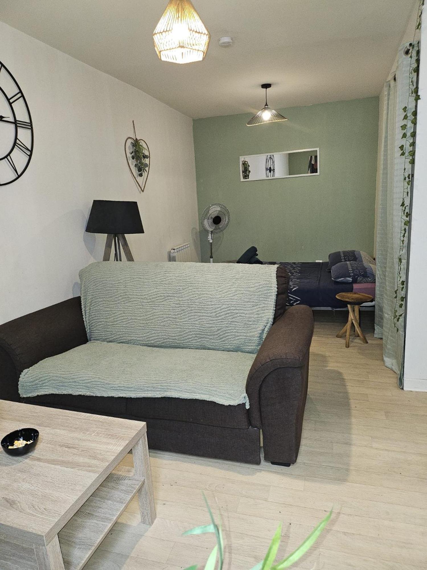 49 Studio Centre-Ville Box A Bagages Gratuits Carcassone Kültér fotó
